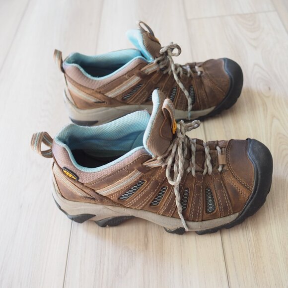 KEEN Voyageur Women's Tan and Blue Hiking Shoes - Picture 6 of 16